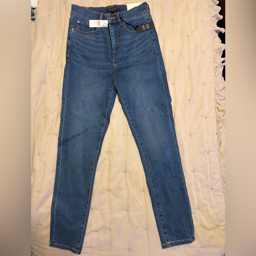 Ann Taylor Highest rise The Skinny jeans. NWT. Size 2
